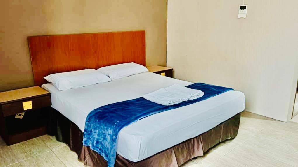 Motel Baron Water Front Kuah Exterior foto